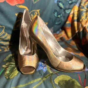 New Gianni Bini Stellar Size 8 Holographic Patent Leather Peep Toe Stiletto